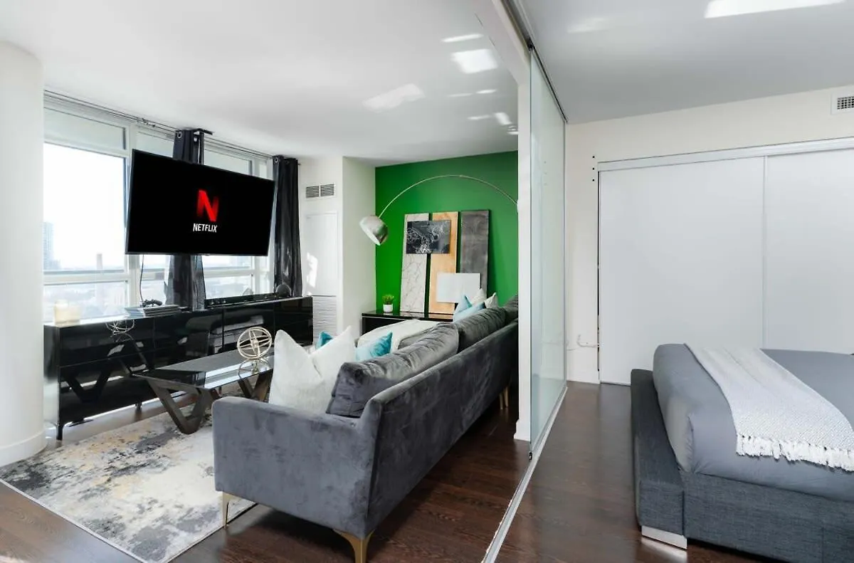 Stylish Condo Downtown Toronto 99 Walk Score Apartment