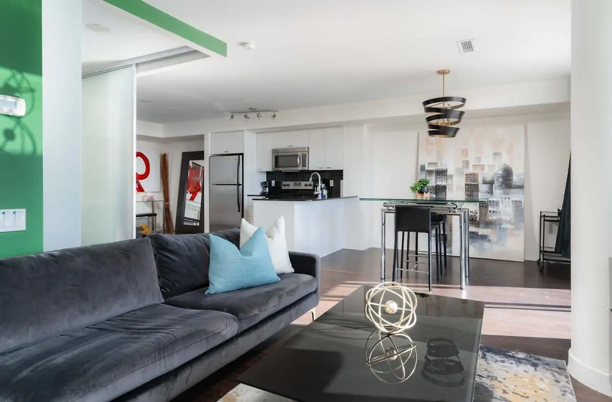 Apartment Stylish Condo Downtown Toronto 99 Walk Score