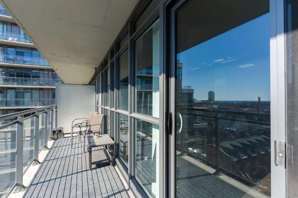 Stylish Condo Downtown Toronto 99 Walk Score Apartment