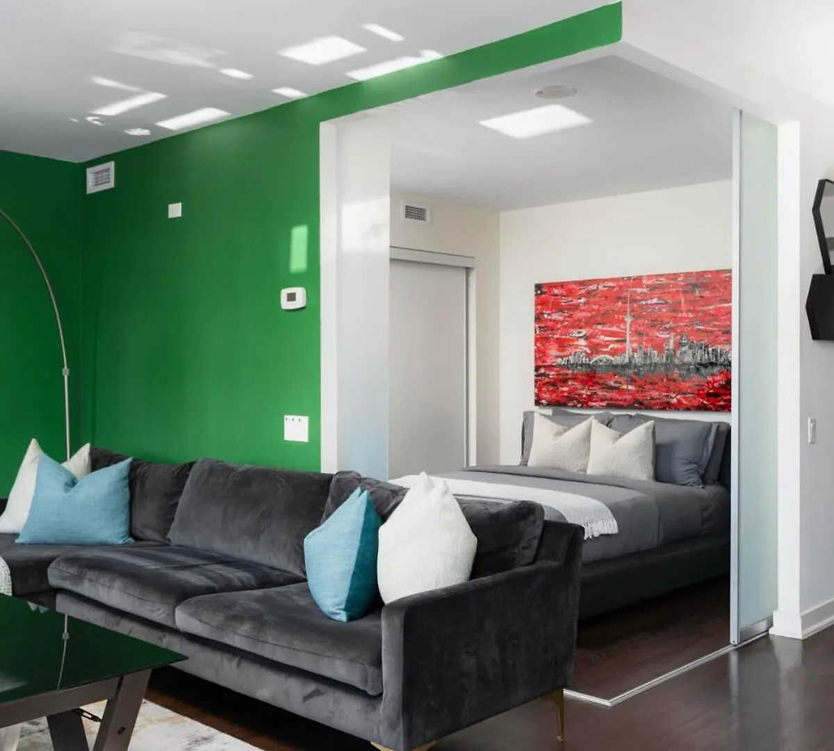 Stylish Condo Downtown Toronto 99 Walk Score 0*,