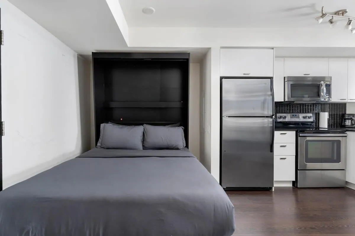 Stylish Condo Downtown Toronto 99 Walk Score Canada