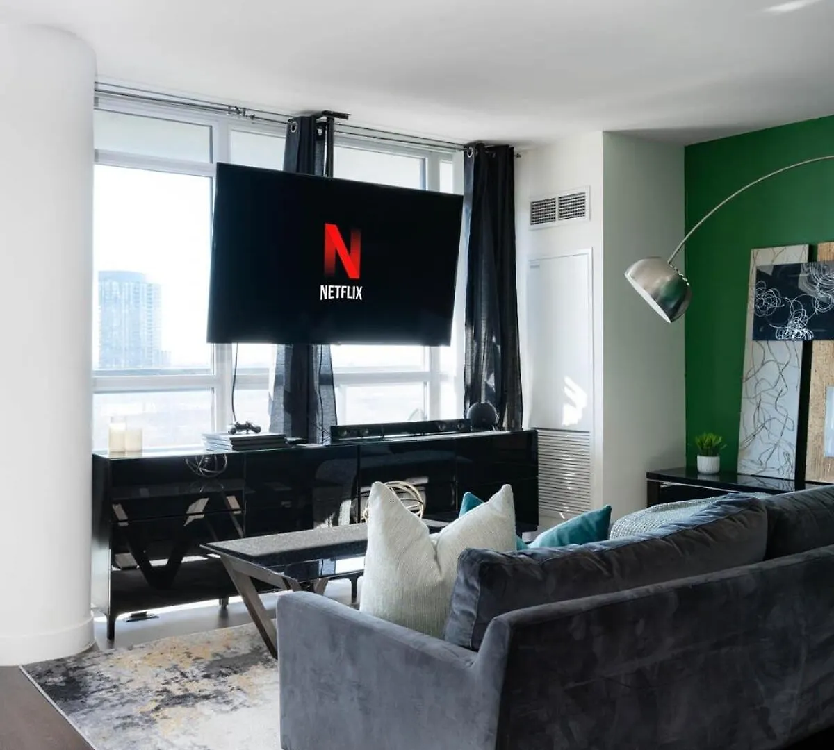 Stylish Condo Downtown Toronto 99 Walk Score 0*,